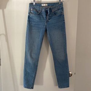 Zara mid rise skinny jeans